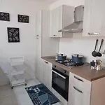 Casa Blu Mare Privat 8 Person * 산 니콜라 아르첼라