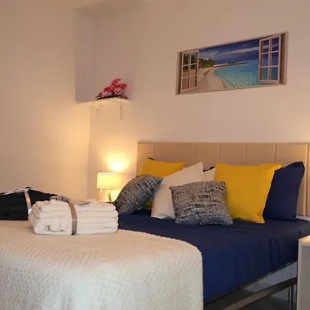 Casa Blu Mare Privat 8 Person 아파트